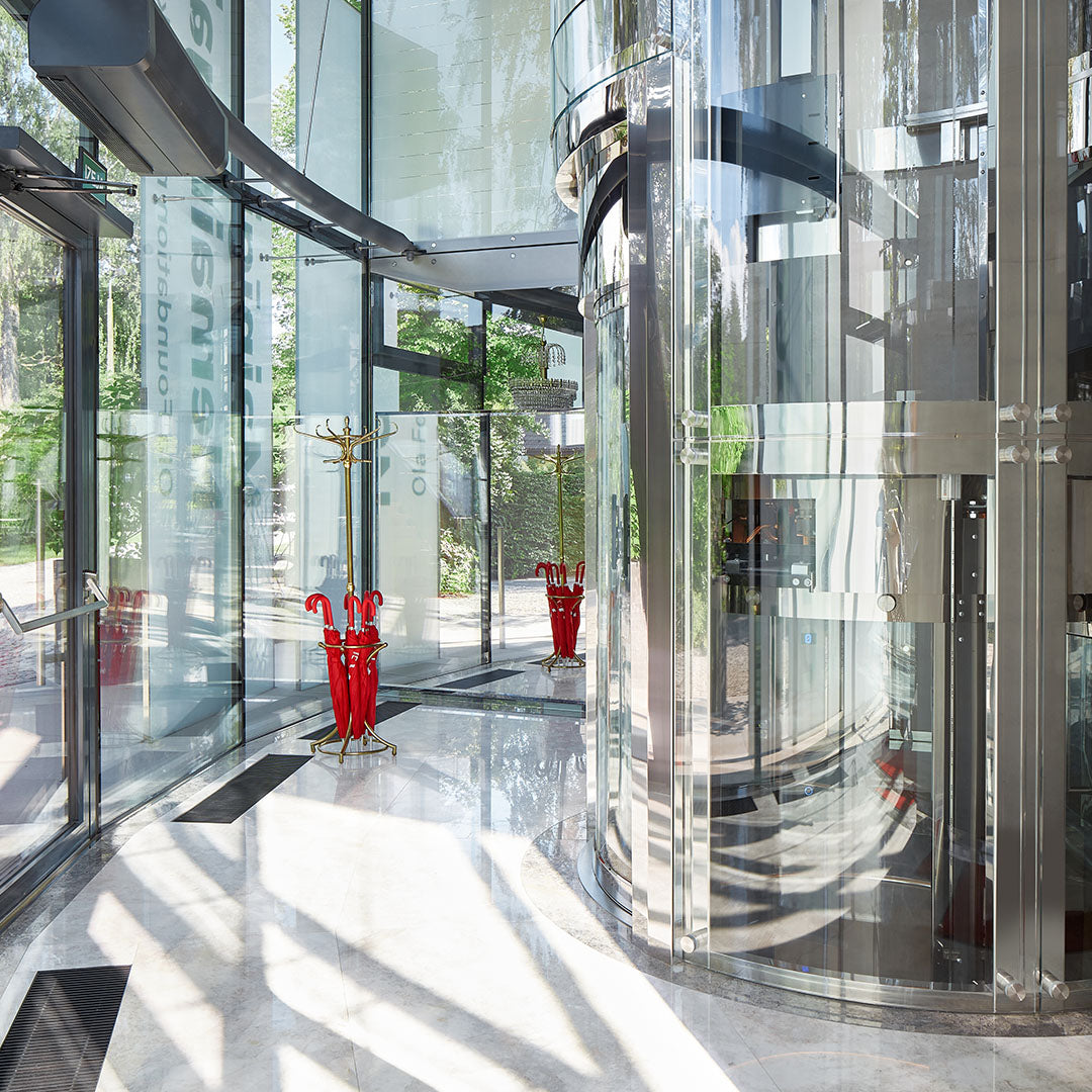 Arhitektūra nav tikai dekorācija — “Ola Foundation” betona un stikla ēka Ķīpsalā, žurnāls DEKO